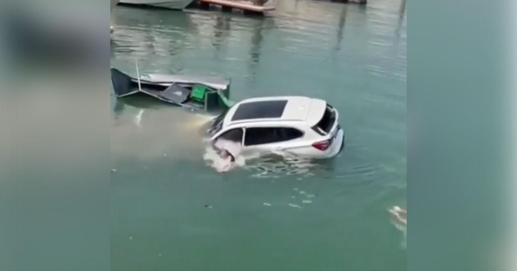 Unlucky BMW X1 Driver Takes a Dive Off a Pier in China