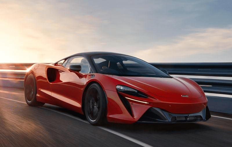 McLaren CEO Rejects Possibility of All-Electric Supercar Before 2030